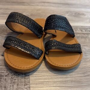 American Eagle Sandals